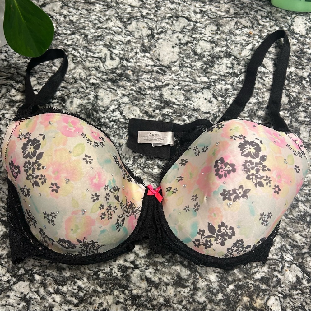 Victoria's Secret Floral Lace Bra - Black and Pink